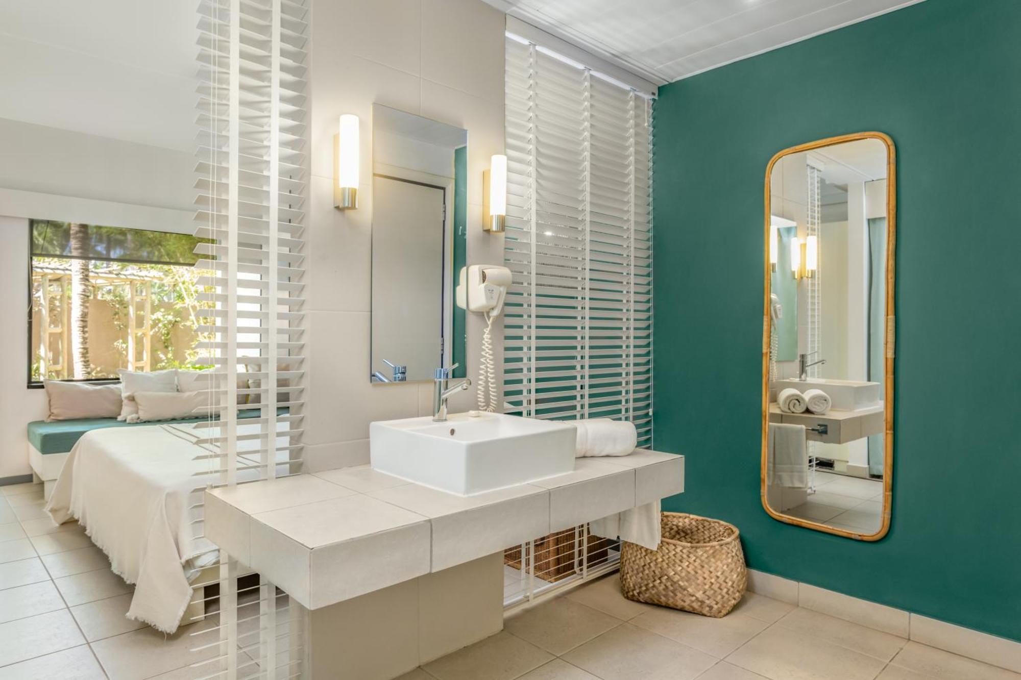 Hotel Coin De Mire Attitude 3*